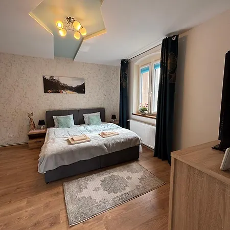 Przystanek - Mediolan شقة كارباش